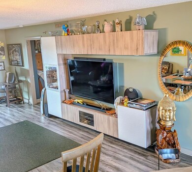 2238 N Cypress Bend Dr unit 902, Pompano Beach, FL 33069 - photo 7