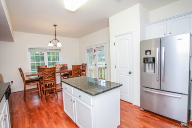 9715 Luscombe Ln, Henrico, VA 23228 - photo 4