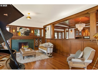 Living Room/Dining Room