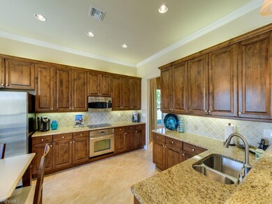 6618 Marbella Ln, Naples, FL 34105 - photo 5