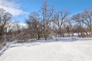 4306 SE 2nd St, Des Moines, IA 50315 - photo 6