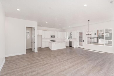 Kitchen/Family
