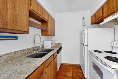 2600 W Zia Rd unit C6, Santa Fe, NM 87505 - photo 6