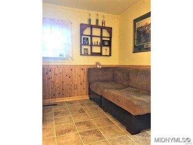 1st Floor Master Bedroom