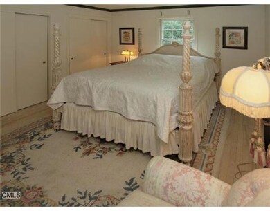 95 Rockridge Ln, Stamford, CT 06903 - photo 7