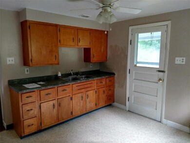 500 11th St, Conway, PA 15027 - photo 2