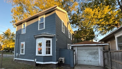 480 5th St, Aurora, IL 60505 - photo 2