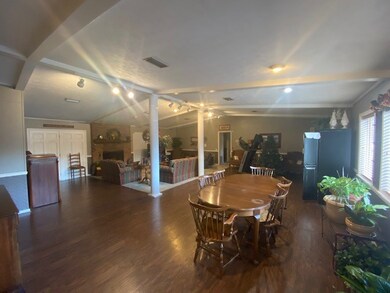 1205 Lakeshore Dr, Douglas, GA 31533 - photo 7