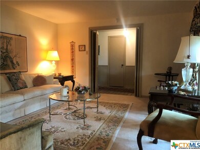 616 Dale St, San Marcos, TX 78666 - photo 6