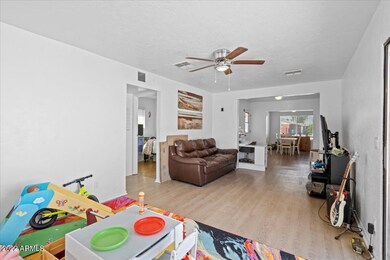 05-Living Area