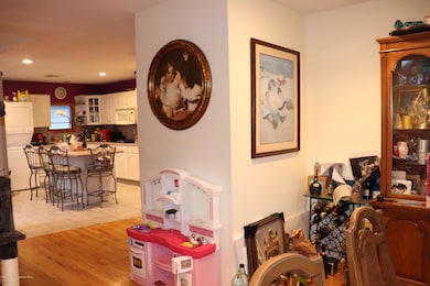 75 Melrose Ave unit 2, Staten Island, NY 10301 - photo 5