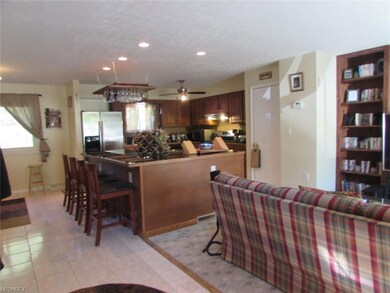 356 Maple Ave, Sheffield Lake, OH 44054 - photo 2