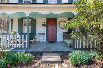 257 Horseshoe Bend Rd, Deltaville, VA 23043 - photo 4