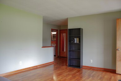 933 University St, Martin, TN 38237 - photo 5