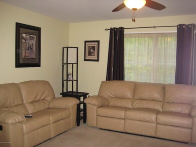 13 Colony Dr, Mountain Top, PA 18707 - photo 7