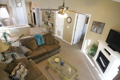 Living to Dining & Kitchen