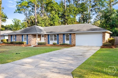 1106 Oakleaf Dr, Savannah, GA 31410 - photo 2