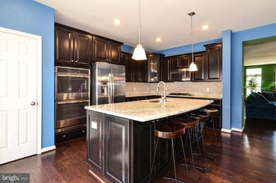 43569 Helmsdale Terrace, Chantilly, VA 20152 - photo 3