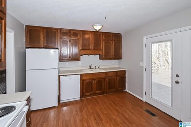 8715 Lakeview Cir, Pinson, AL 35126 - photo 5