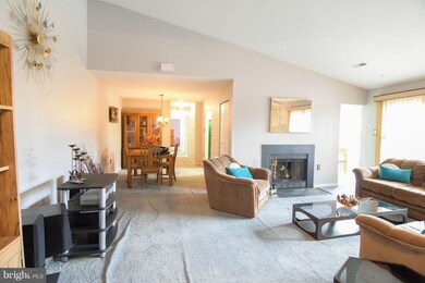 7558 Emerald Dr unit 29, Manassas, VA 20109 - photo 6