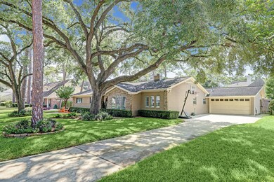 13907 Queensbury Ln, Houston, TX 77079 - photo 3