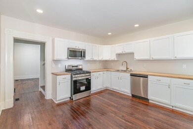 214 W 9th St, Newport, KY 41071 - photo 5