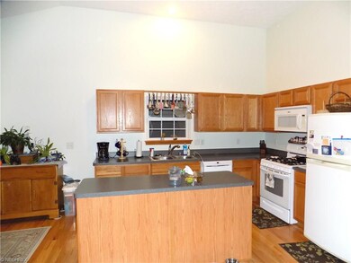 4508 Fields Way, Lorain, OH 44053 - photo 3