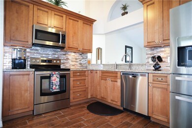 Nicely appointed kitchen!