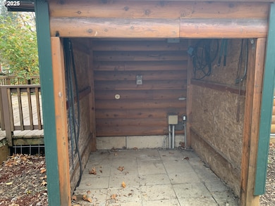 37881 Wheeler Rd, Dexter, OR 97431 - photo 7