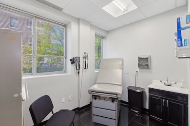 55 Greene Ave unit 2 B, Brooklyn, NY 11238 - photo 3