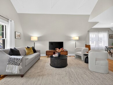 39 Sedgwick St unit 3, Jamaica Plain, MA 02130 - photo 4