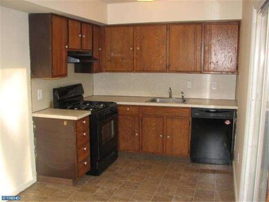 717 Willow St unit 1B, Lansdale, PA 19446 - photo 4