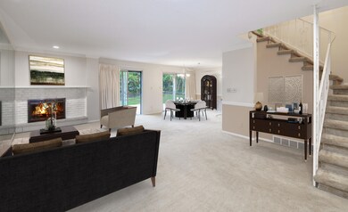 Living Space/Dining Rm VIRTUAL