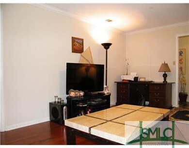 Living Room. Living/Dining Combo