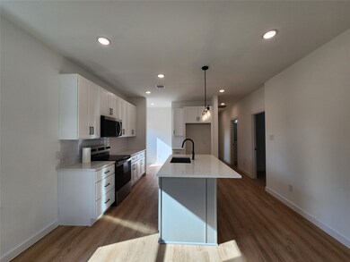7817 Beckley St unit B, Houston, TX 77088 - photo 5