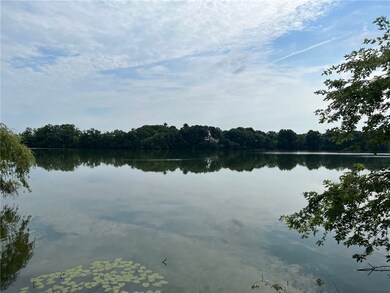 30 Lakeview Dr, Cranston, RI 02910 - photo 2