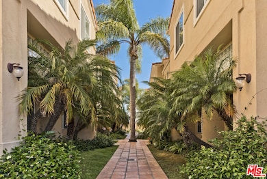 1630 E Palm Ave unit 5, El Segundo, CA 90245 - photo 2