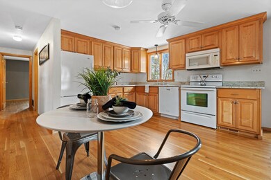 565 Vinton St, Manchester, NH 03103 - photo 6