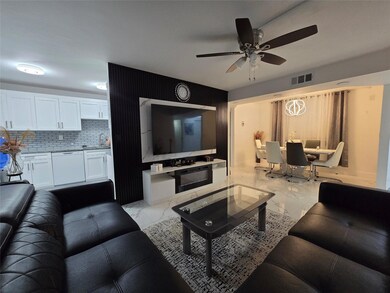 3400 Blue Lake Dr unit 604, Pompano Beach, FL 33064 - photo 3