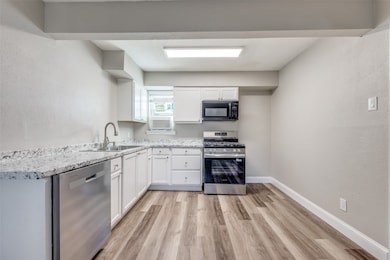 1001 W Elm St unit 201, Denison, TX 75020 - photo 4