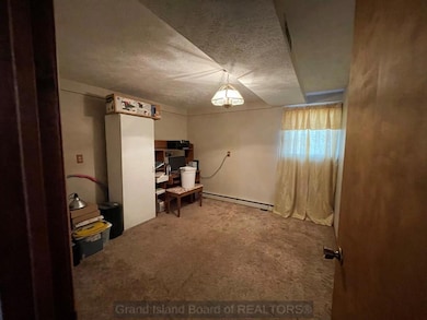 304 W 18th St, Grand Island, NE 68801 - photo 7