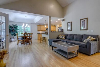 19 Sheffield St, Hudson, NH 03051 - photo 4