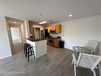 3562 D'Avinci Way unit 2039, Melbourne, FL 32901 - photo 6