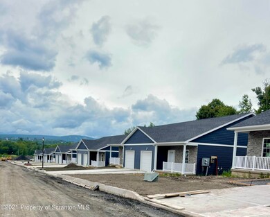 435 Felts St, Taylor, PA 18517 - photo 6