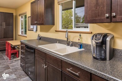 Kitchen_1Q8A0219-SMALL