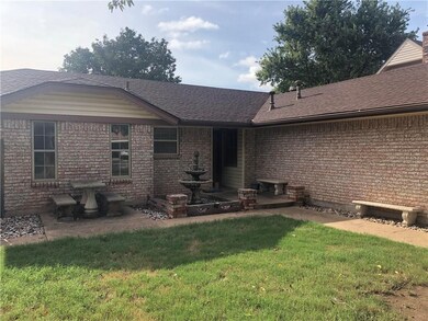 401 S Avery St, Moore, OK 73160 - photo 2