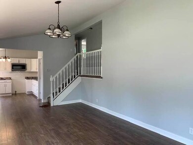 1306 Sacramento Dr, Carpentersville, IL 60110 - photo 5