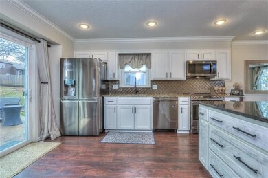 12037 W 100th St, Lenexa, KS 66215 - photo 3