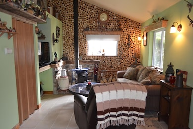 Furnished Livingroom