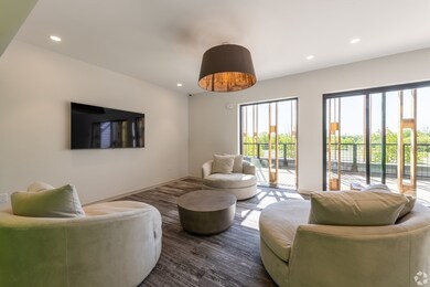 77 New St unit 212, Cambridge, MA 02138 - photo 5